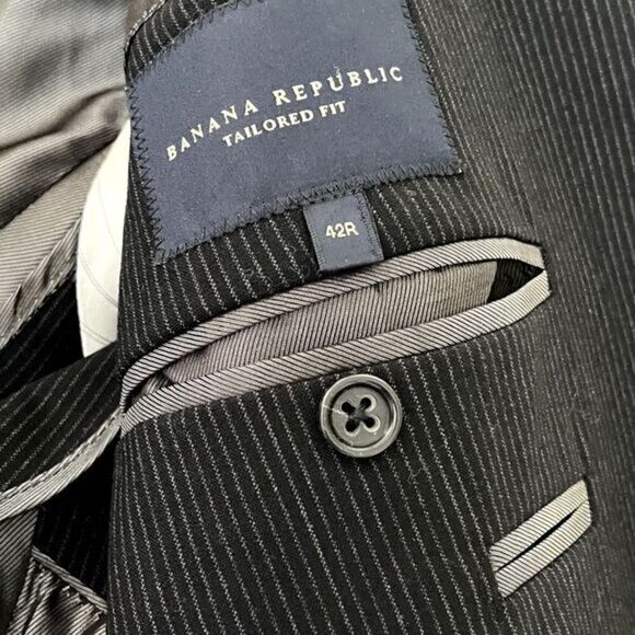 Banana Republic Wool Blend Blazer Jacket Mens 42R Black Pinstripe Tailored Fit - Picture 9 of 13